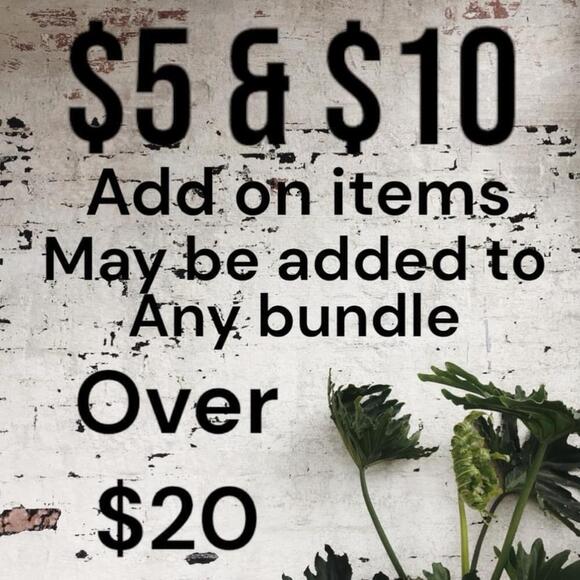 COLEBROOKE by Windsmore black & white chiffon colour block flowy top. - Picture 11 of 12